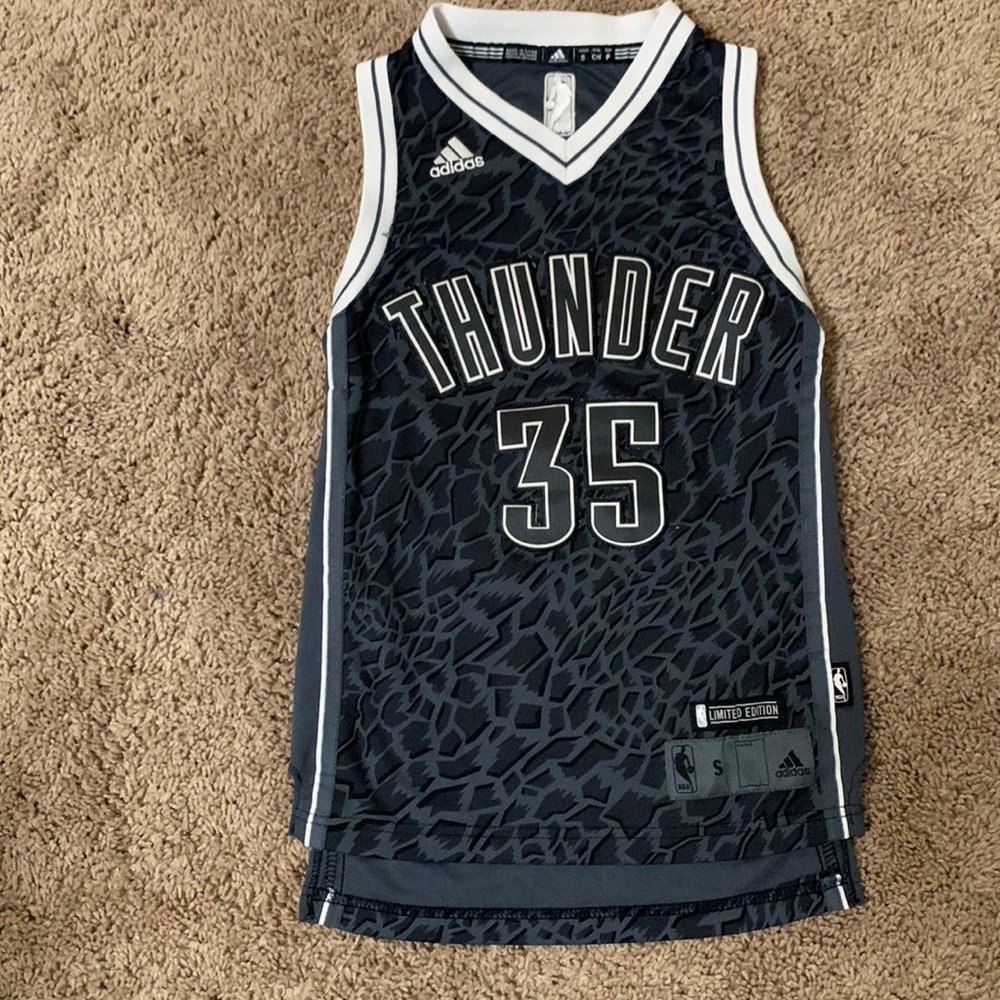 Adidas boys nba jersey size youth small gray and black